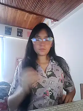 Arielle lov online show from 10-26-25, 04:40