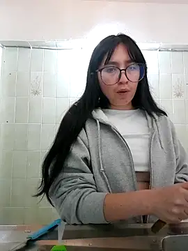 Arielle lov online show from 01-06-26, 02:15