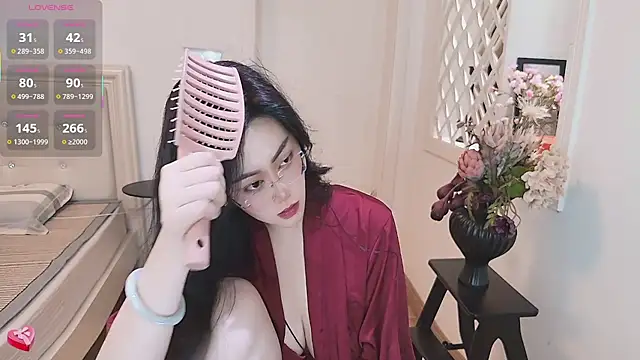 Snapshot of Tingdie chatting on 06-13-26, 03:10 Tingdie online show from 06-13-26, 03:10