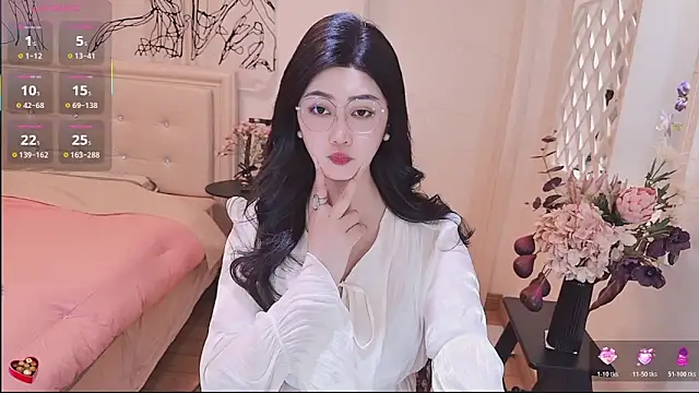 Tingdie online show from 10-28-25, 06:29