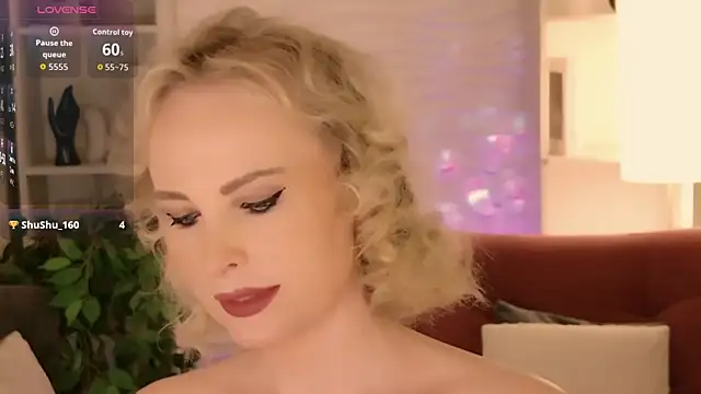 Snapshot of Sandra_Kind chatting on 07-18-26, 05:27 Sandra Kind online show from 07-18-26, 05:27