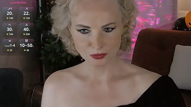 Snapshot of Sandra_Kind chatting on 11-02-25, 05:34 Sandra Kind online show from 11-02-25, 05:34