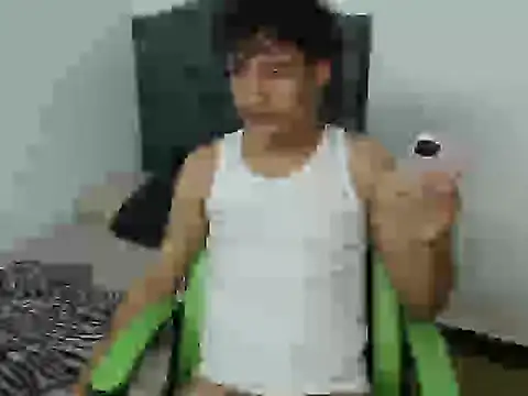 Snapshot of Boy_coll chatting on 03-08-26, 05:33 Boy coll online show from 03-08-26, 05:33