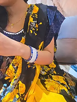 RealcoupleP online show from 01-11-26, 04:36