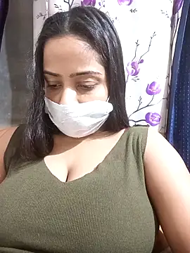 COZY ROZI online show from 11-17-25, 03:16