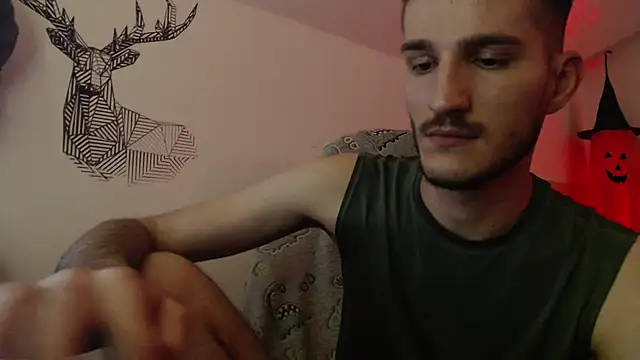 Snapshot of yoyoboy988 chatting on 09-24-25, 05:08 yoyoboy988 online show from 09-24-25, 05:08