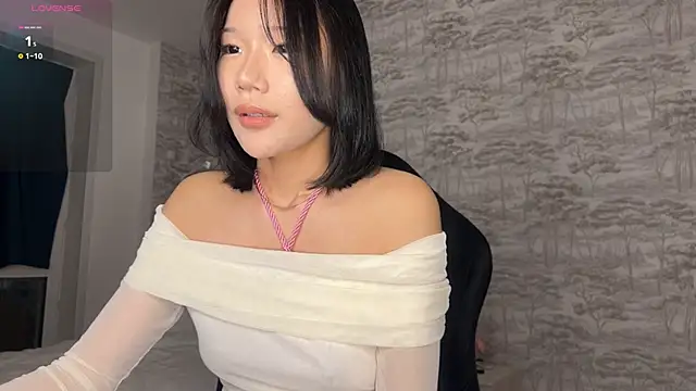 Asian Vi online show from 05-11-26, 08:39