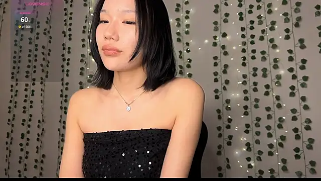 Asian Vi online show from 04-26-26, 07:44