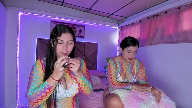 Snapshot of Cristal_Smith20 chatting on 10-02-25, 12:52 Cristal Smith20 online show from 10-02-25, 12:52