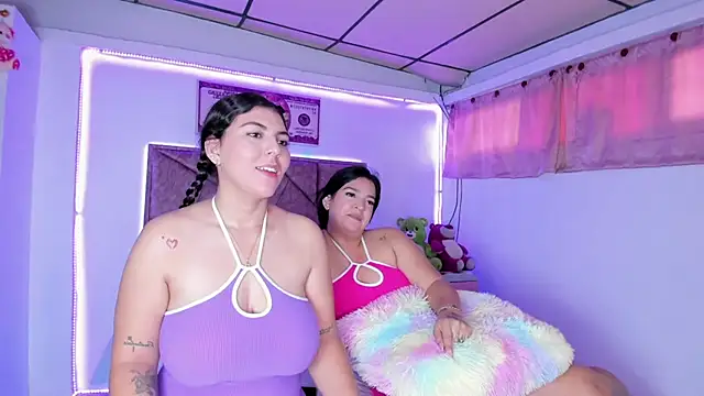 Snapshot of Cristal_Smith20 chatting on 10-16-25, 12:35 Cristal Smith20 online show from 10-16-25, 12:35