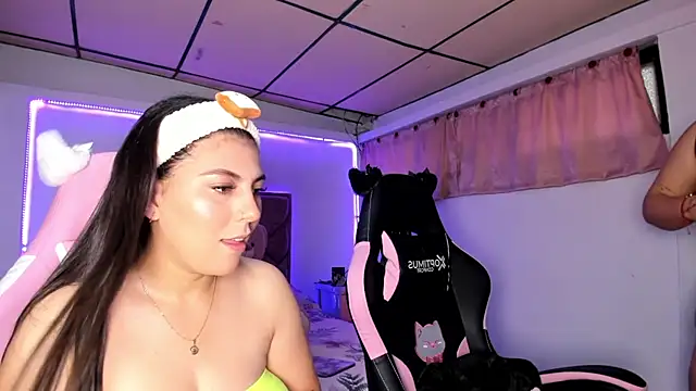 Cristal Smith20 online show from 03-11-26, 12:21