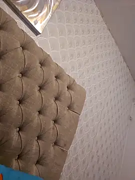 Louna45dv online show from 11-18-25, 08:06