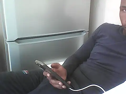 TwistedR online show from 02-07-26, 11:07