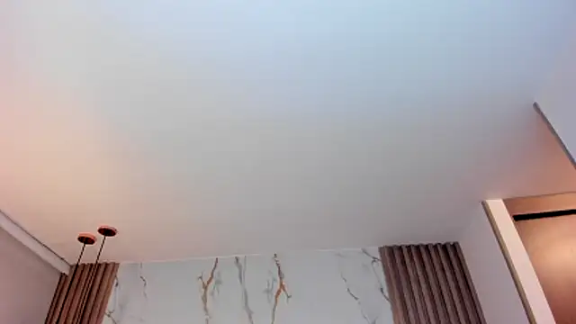 miss martiina online show from 02-12-26, 01:49