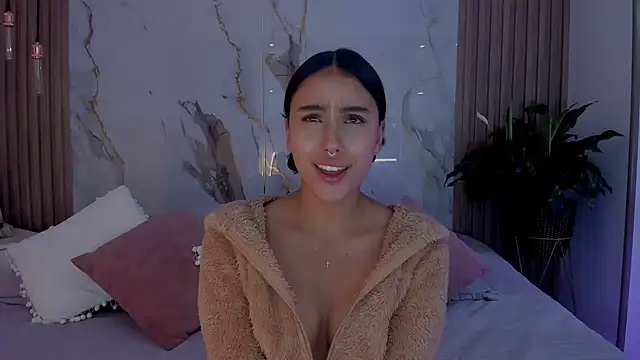 miss martiina online show from 10-29-25, 02:21