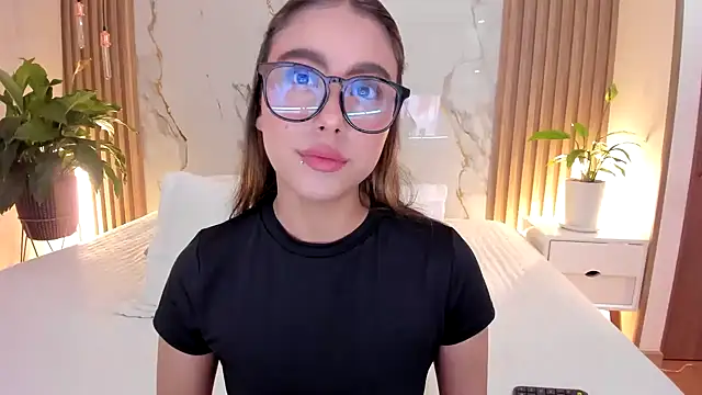 miss martiina online show from 05-16-26, 02:43