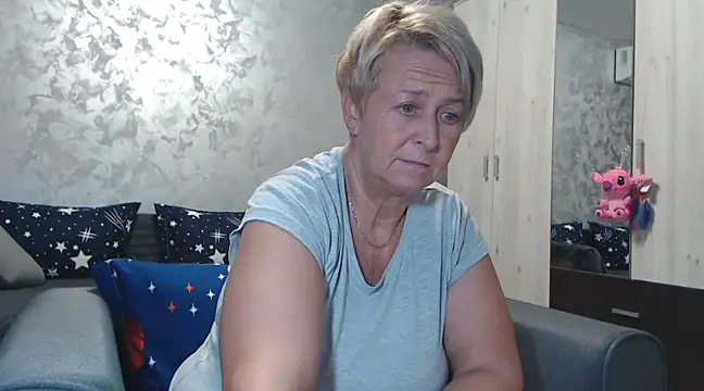 Snapshot of RosesandLillies chatting on 02-27-25, 05:05 RosesandLillies online show from 02-27-25, 05:05