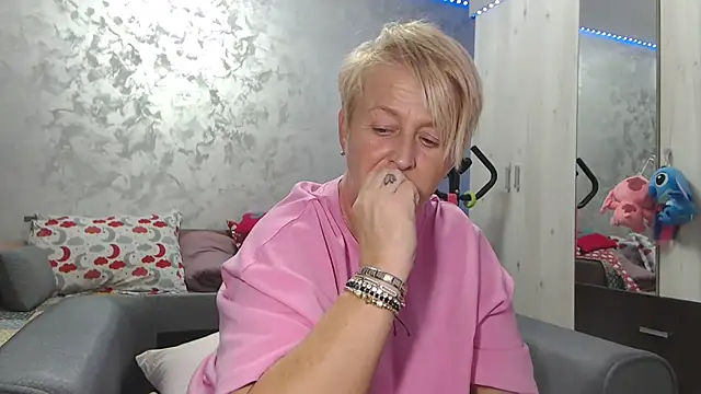 RosesandLillies online show from 04-05-26, 04:13