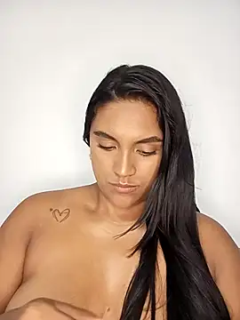 victoria roussee online show from 02-26-25, 09:22