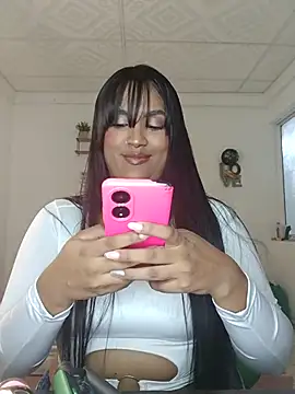 victoria roussee online show from 11-30-25, 04:46