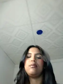 victoria roussee online show from 10-21-25, 09:52