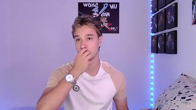 Snapshot of jack_walker190 chatting on 09-25-25, 01:17 jack walker190 online show from 09-25-25, 01:17