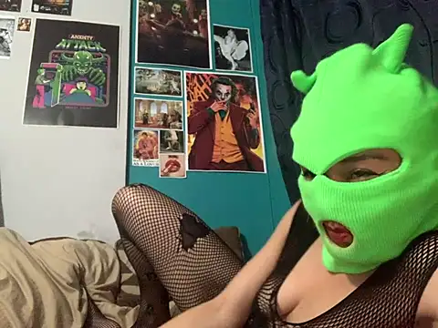 Snapshot of NatashaRex chatting on 03-04-25, 05:42 NatashaRex online show from 03-04-25, 05:42