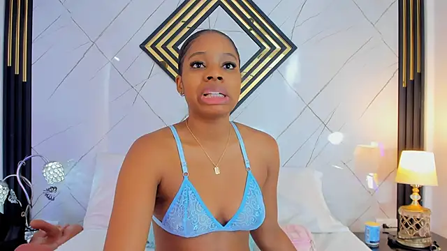 EmilyDiaaz online show from 09-18-25, 12:19