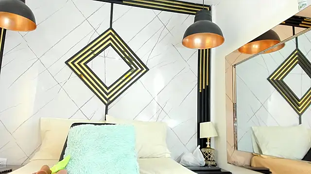 EmilyDiaaz online show from 11-20-25, 12:06