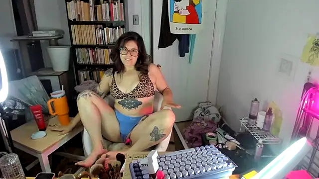 Snapshot of Rosiee69_ chatting on 10-09-25, 11:33 Rosiee69  online show from 10-09-25, 11:33
