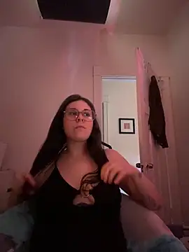 Snapshot of Rosiee69_ chatting on 03-05-25, 09:15 Rosiee69  online show from 03-05-25, 09:15