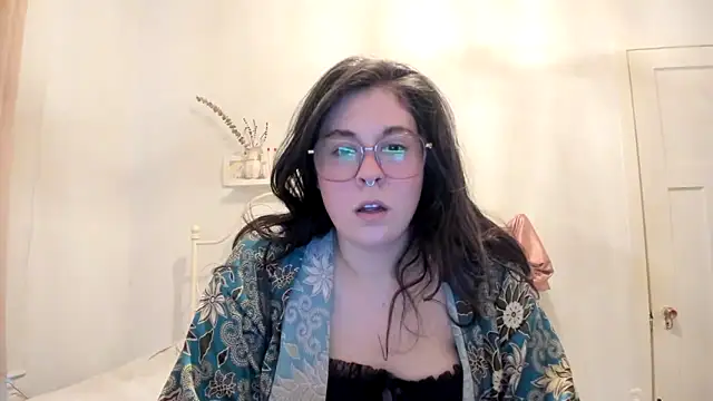 Snapshot of Rosiee69_ chatting on 02-22-25, 10:09 Rosiee69  online show from 02-22-25, 10:09