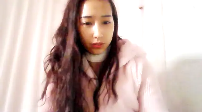 Snapshot of hebe-02 chatting on 02-23-25, 08:06 hebe-02 online show from 02-23-25, 08:06