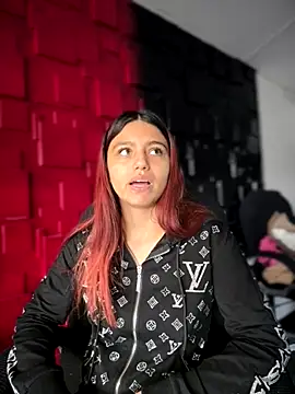 Emily-teen online show from 12-02-25, 07:37