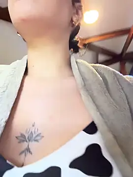 Alice surprise online show from 03-12-26, 10:36