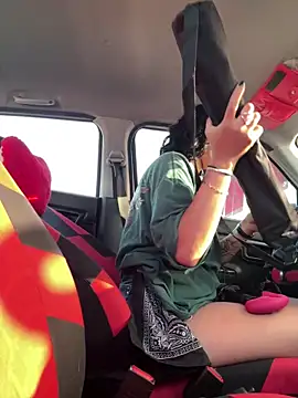 Alice surprise online show from 03-20-26, 09:27