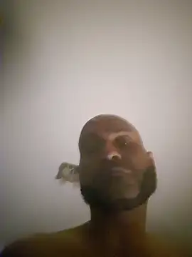 Snapshot of Mrnutella chatting on 02-24-25, 09:30 Mrnutella online show from 02-24-25, 09:30