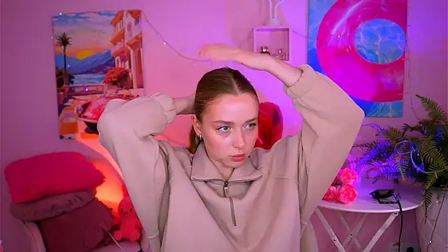 Snapshot of JenniferGraces chatting on 02-24-25, 08:17 JenniferGraces online show from 02-24-25, 08:17