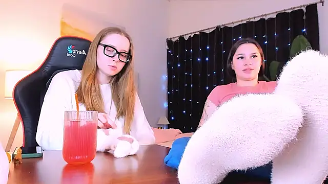 Snapshot of JenniferGraces chatting on 01-31-26, 07:12 JenniferGraces online show from 01-31-26, 07:12