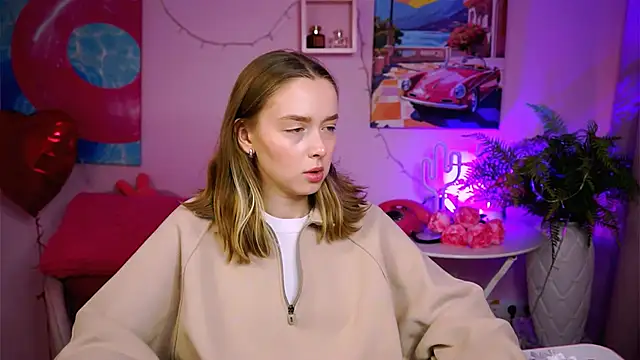 Snapshot of JenniferGraces chatting on 03-04-25, 08:02 JenniferGraces online show from 03-04-25, 08:02