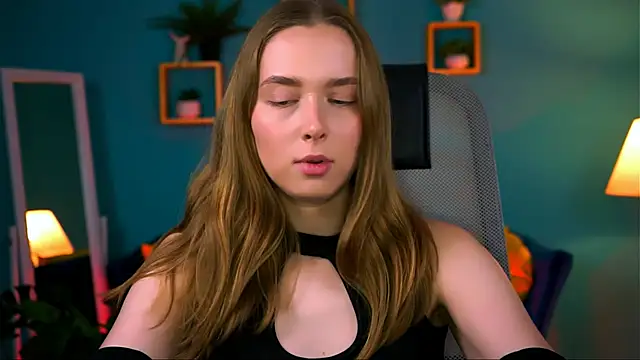 Snapshot of JenniferGraces chatting on 09-19-25, 09:19 JenniferGraces online show from 09-19-25, 09:19