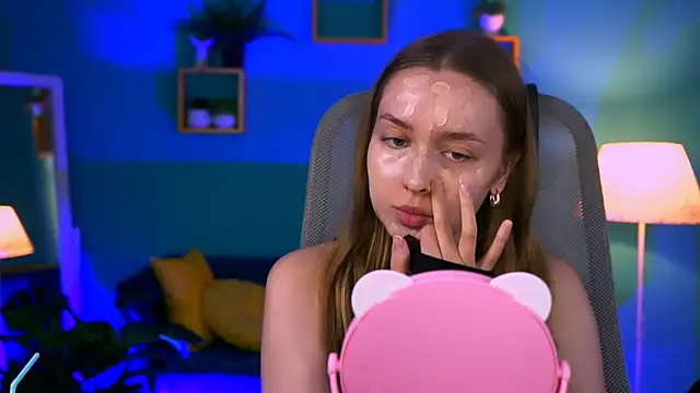 Snapshot of JenniferGraces chatting on 09-10-25, 07:24 JenniferGraces online show from 09-10-25, 07:24