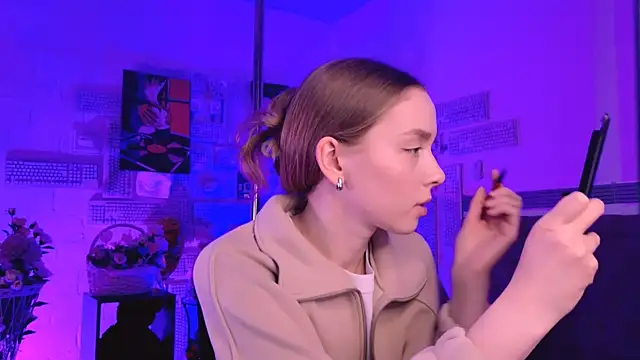 Snapshot of JenniferGraces chatting on 03-03-25, 11:22 JenniferGraces online show from 03-03-25, 11:22