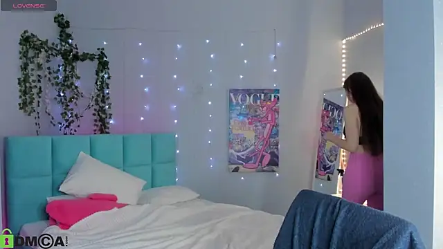 boozekirs  online show from 03-24-26, 03:06