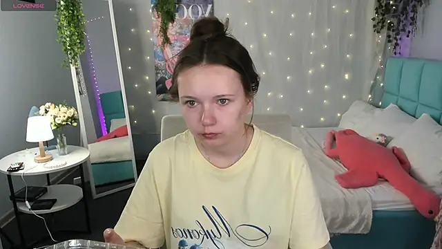 boozekirs  online show from 06-22-26, 03:12
