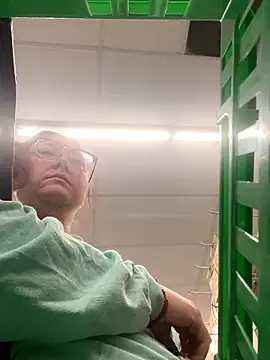 HTXBELLE online show from 01-13-26, 01:53