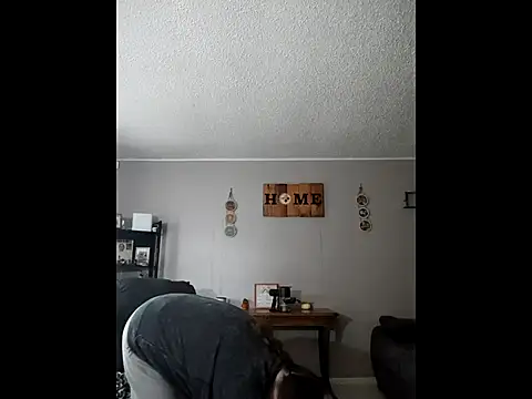 HTXBELLE online show from 11-28-25, 10:21