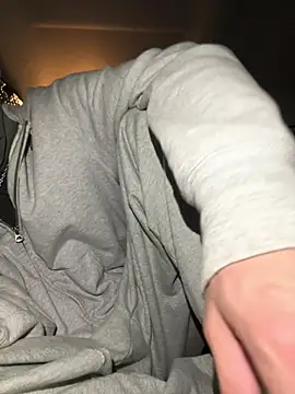 Snapshot of chiba_chan chatting on 03-20-25, 12:00 chiba chan online show from 03-20-25, 12:00