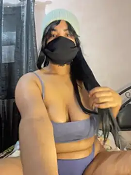 Snapshot of Louli_ta chatting on 02-07-26, 07:33 Louli ta online show from 02-07-26, 07:33