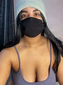 Snapshot of Louli_ta chatting on 02-05-26, 07:43 Louli ta online show from 02-05-26, 07:43